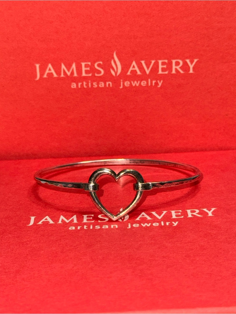James Avery hammered wire heart bracelet
